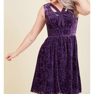 ModCloth Purple Velvet Brocade Sleeveless Dress 4X